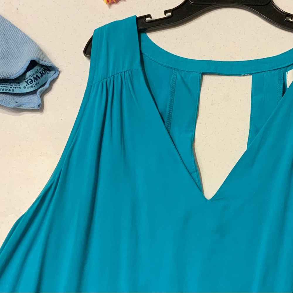 V-Neck Turquoise Dress